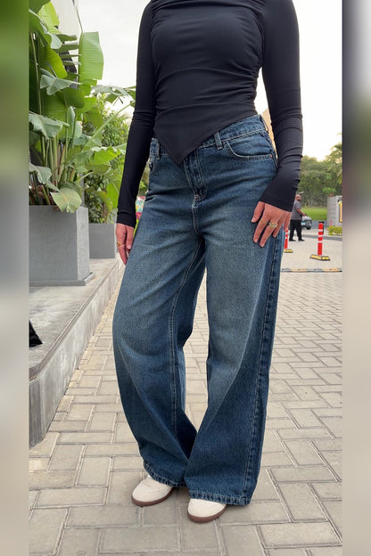 Dark Wash Wide Leg Jeans detail - VELINA