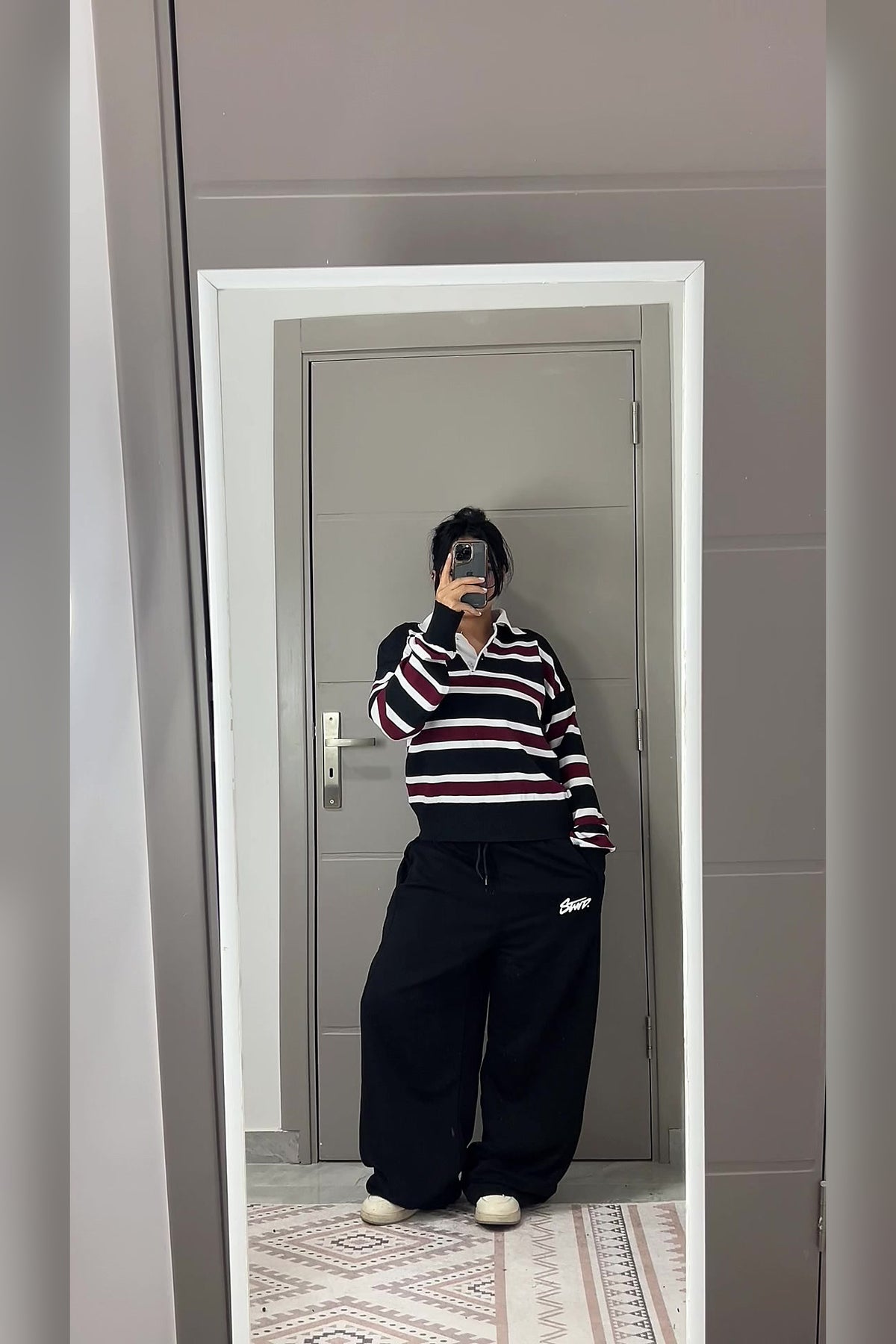 Black Balloon Sweatpants - VELINA